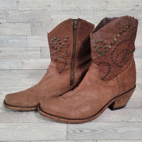 Women liberty black - liberty,